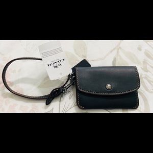Coach card pouch